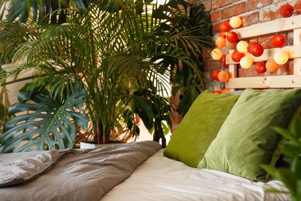 Bedroom for plant lover